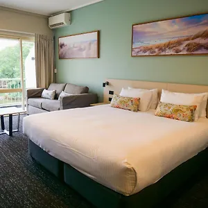 https://hinterland-hotel.queenslandhotels.net