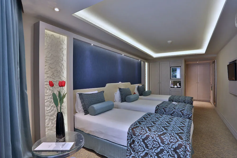 Hotel Zurich Istanbul Old City 4*,